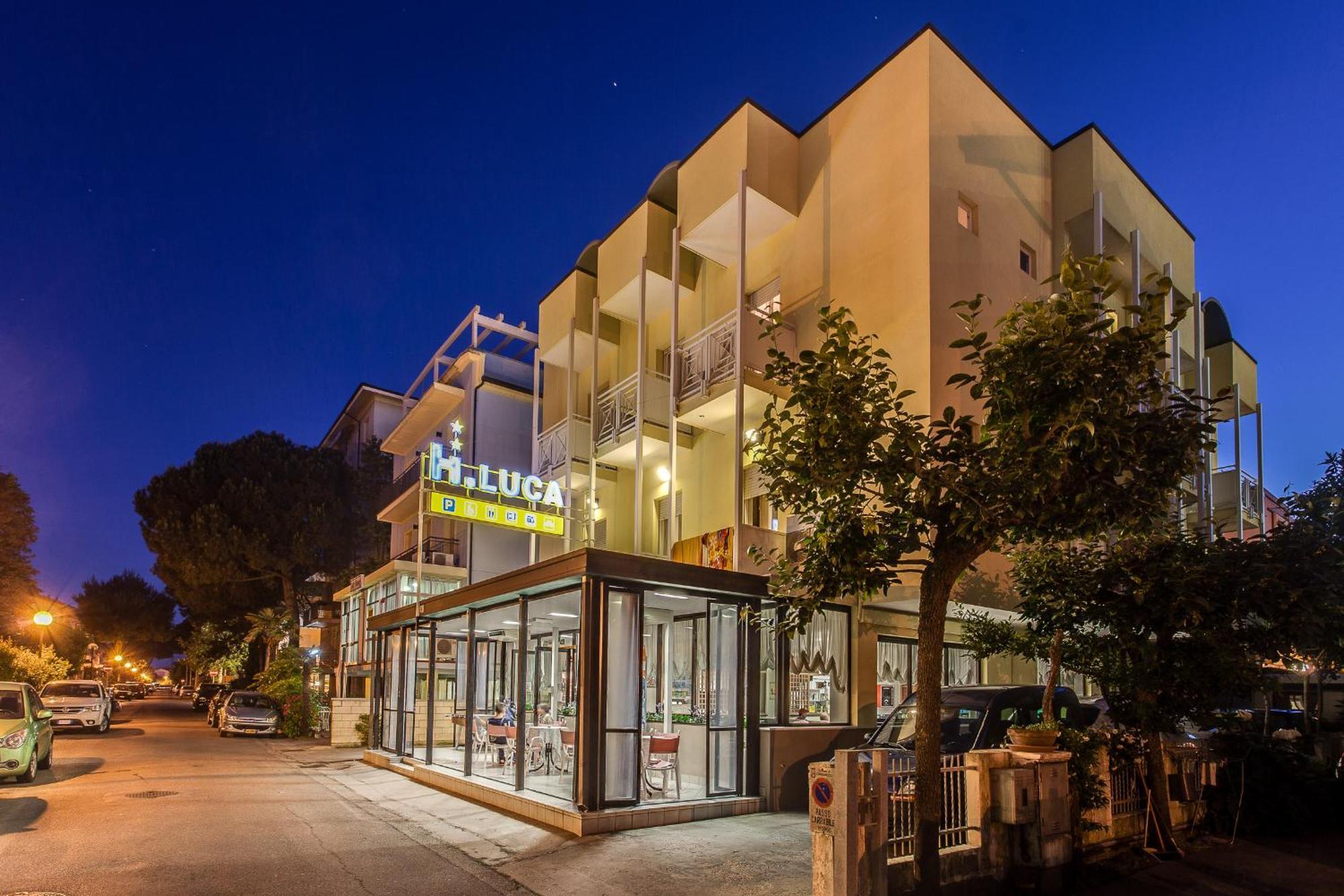 Hotel Luca 발베르데 외부 사진