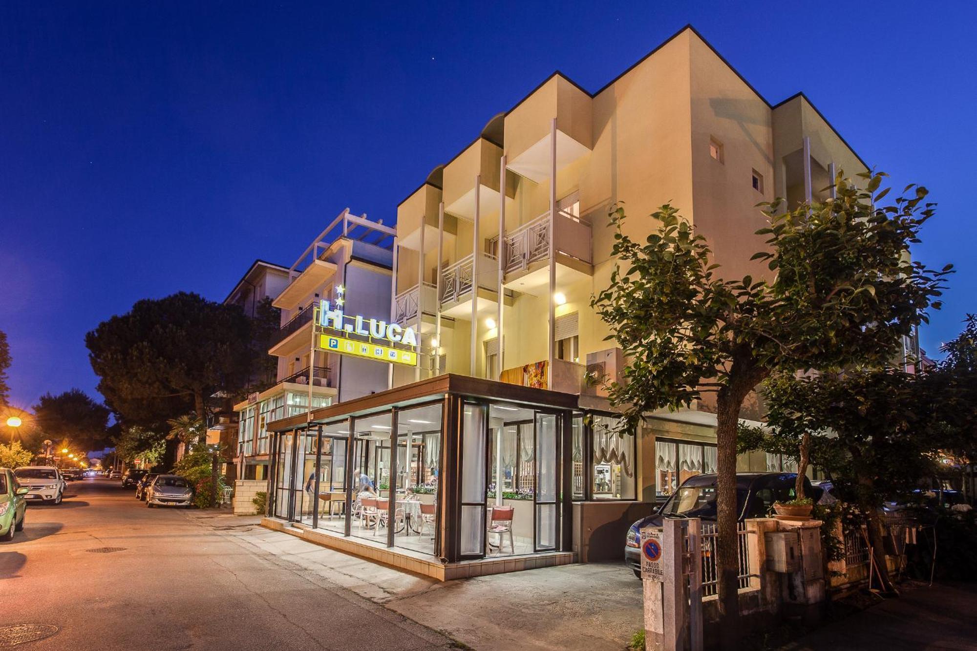 Hotel Luca 발베르데 외부 사진